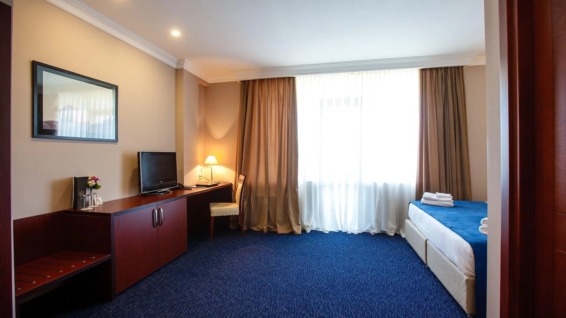 Cruise Hotel Tbilisi