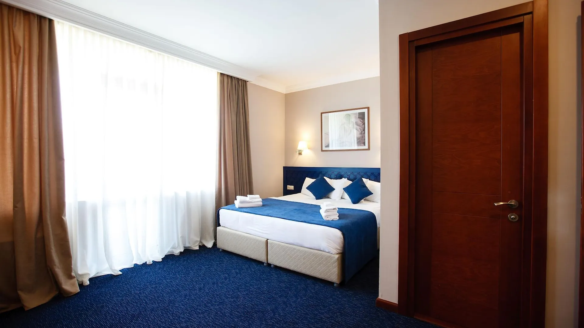 Cruise Hotel Tbilisi Georgia