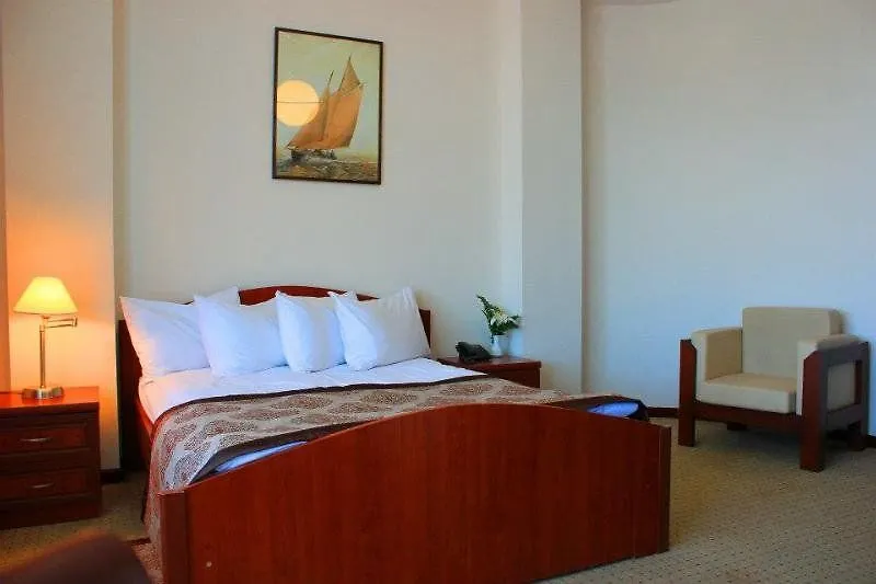 Cruise Hotel Tbilisi 4*,  Georgia