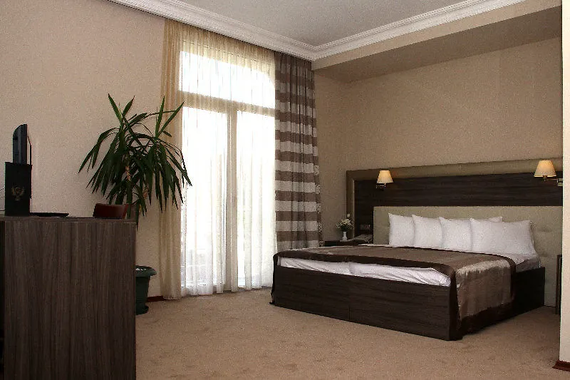 Cruise Hotel Tbilisi
