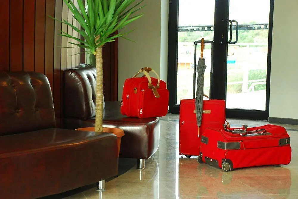 Cruise Hotel Tbilisi Gruzja
