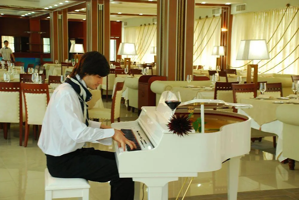 Cruise Hotel 트빌리시