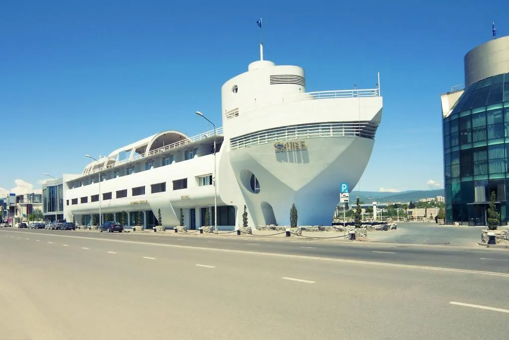 Cruise Hotel Tbilisi 4*,